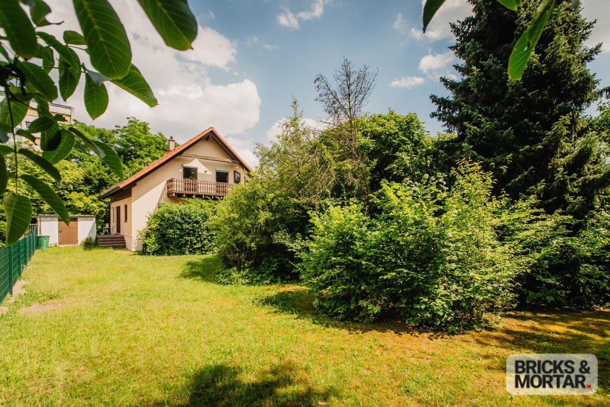 Immobilienangebot - Leipzig - Alle - Attraktives Einfamilienhaus mit großem Garten, Balkon und flexibler Raumaufteilung