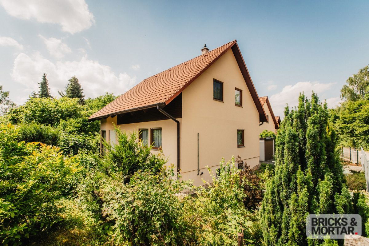 Immobilienangebot - Leipzig - Alle - Attraktives Einfamilienhaus mit großem Garten, Balkon und flexibler Raumaufteilung