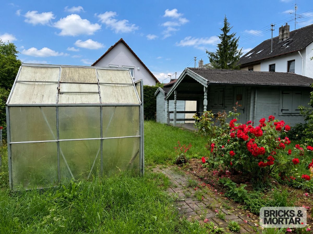 Immobilienangebot - Friedberg / Stätzling - Alle - Haus auf Freizeitgrundstück in Friedberg-Stätzling – naturnah, ruhig und vielseitig nutzbar