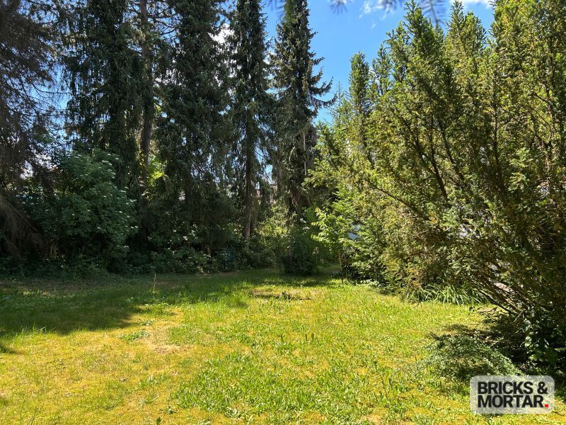 Immobilienangebot - Aystetten - Alle - Geräumiges, energetisch saniertes Zweifamilienhaus mit Ausbaureserve und großzügigem Garten