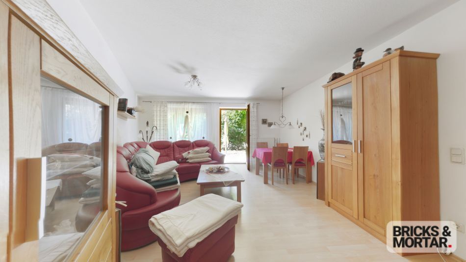 Immobilienangebot - Eurasburg - Alle - Gut geschnittene 2-Zimmer-Terrassenwohnung mit Garten und Tiefgaragenstellplatz - bezugsfrei-