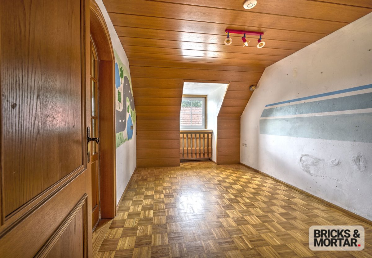 Immobilienangebot - Jettingen-Scheppach - Alle - Maximale Flexibilität: Großzügige 131 m² DG-Wohnung – laut Teilungserklärung in 2 Einheiten teilbar!