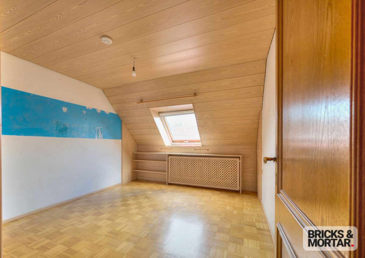 Immobilienangebot - Jettingen-Scheppach - Alle - Maximale Flexibilität: Großzügige 131 m² DG-Wohnung – laut Teilungserklärung in 2 Einheiten teilbar!