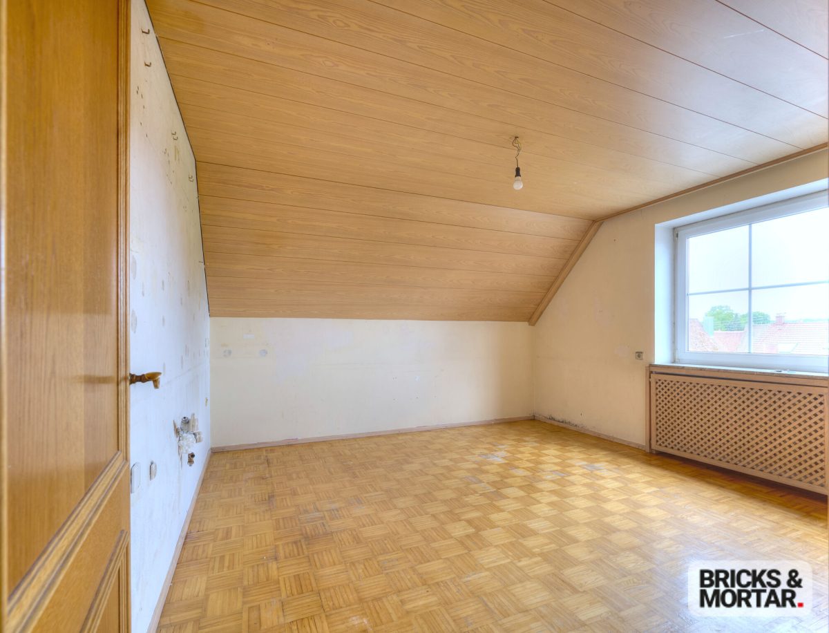 Immobilienangebot - Jettingen-Scheppach - Alle - Maximale Flexibilität: Großzügige 131 m² DG-Wohnung – laut Teilungserklärung in 2 Einheiten teilbar!
