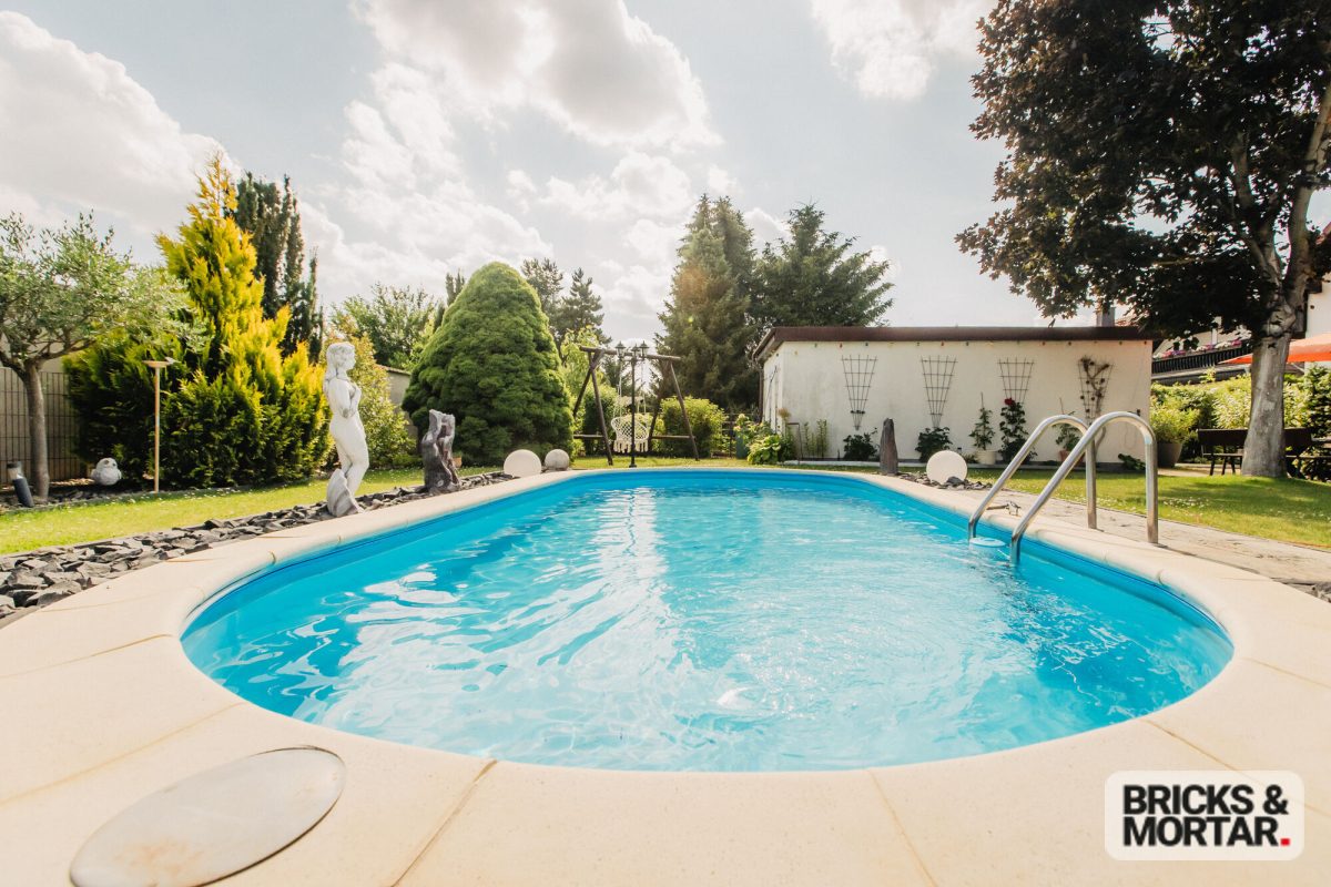 Immobilienangebot - Delitzsch / Beerendorf - Alle - Wohnen mit Wohlfühlfaktor - Einfamilienhaus auf großzügigem Grundstück mit Pool