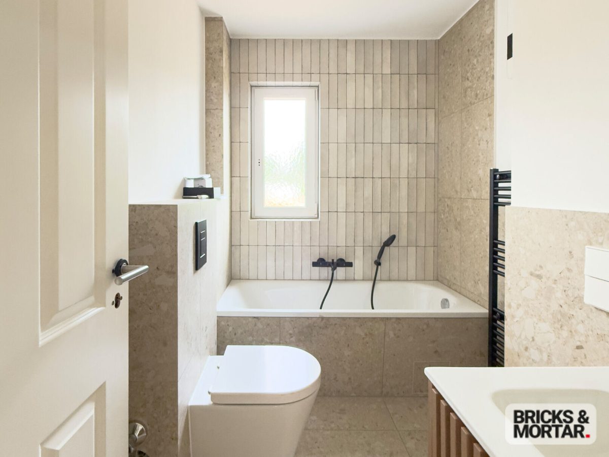 Immobilienangebot - Berlin - Alle - Provisionsfrei:Zweite Seelinie zur Großen Krampe–saniertes Familiendomizil auf ca. 680 m² Grundstück