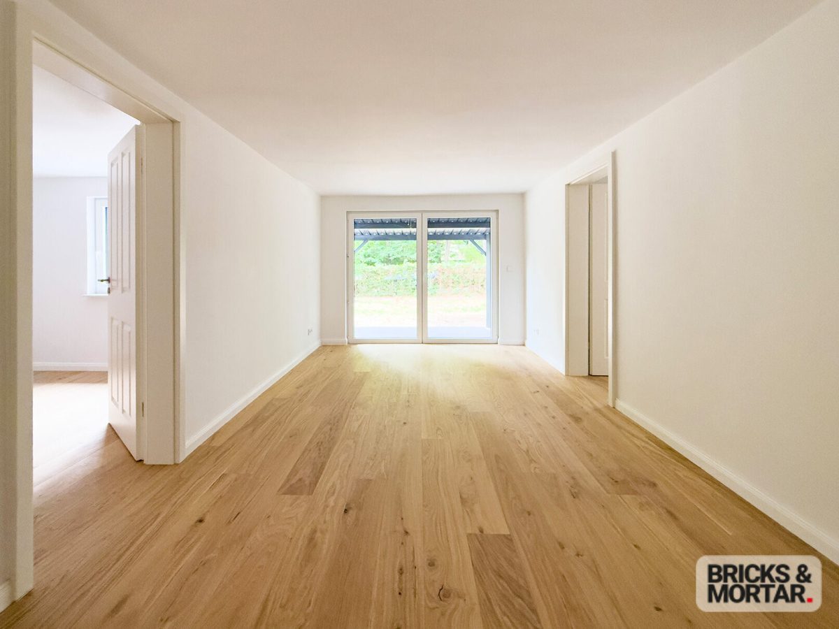 Immobilienangebot - Berlin - Alle - Provisionsfrei:Zweite Seelinie zur Großen Krampe–saniertes Familiendomizil auf ca. 680 m² Grundstück