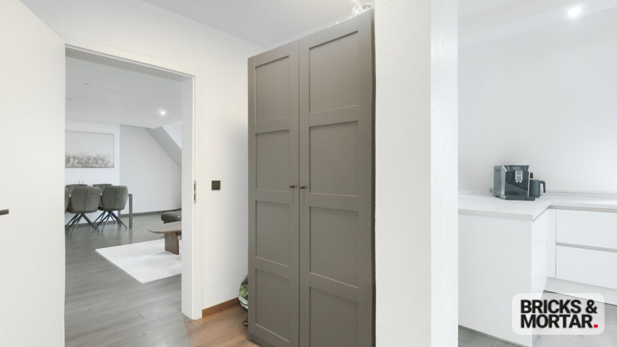 Immobilienangebot - Königsbrunn - Alle - Hell, modern und großzügig: Maisonette-Wohnung in gefragter Lage von Königsbrunn