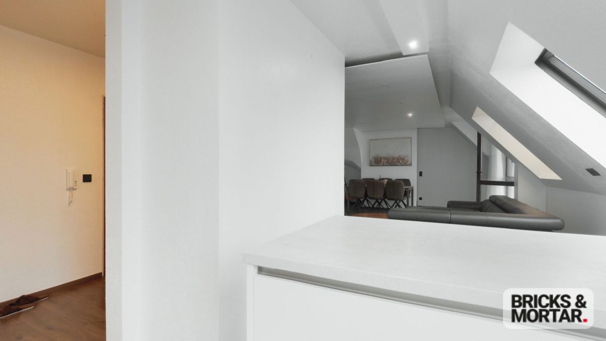 Immobilienangebot - Königsbrunn - Alle - Hell, modern und großzügig: Maisonette-Wohnung in gefragter Lage von Königsbrunn