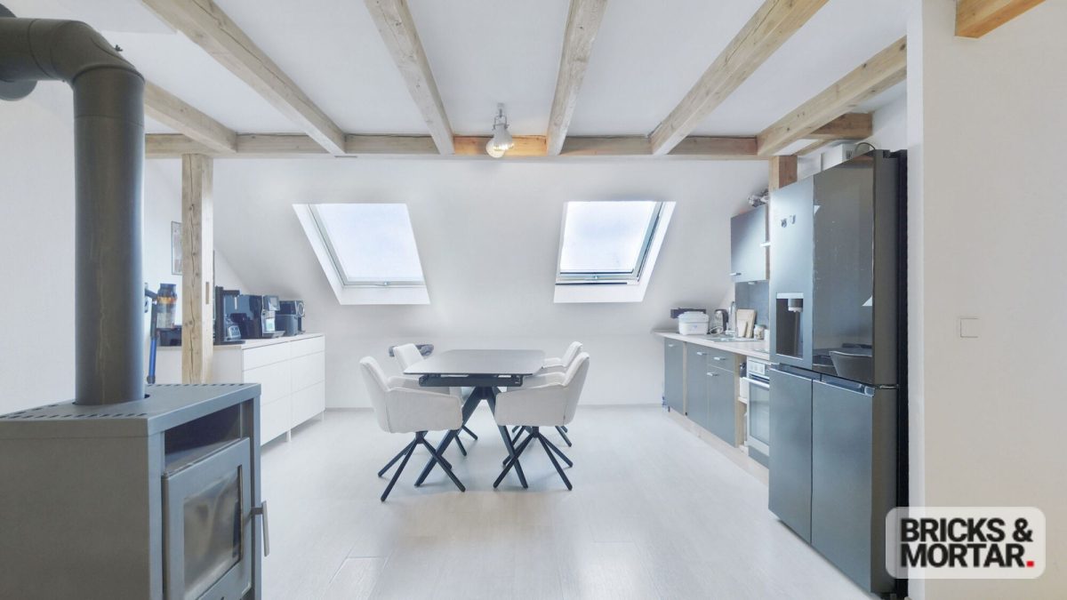Immobilienangebot - Röfingen - Alle - Gepflegtes Dreifamilienhaus mit zusätzlicher Einheit und Photovoltaik