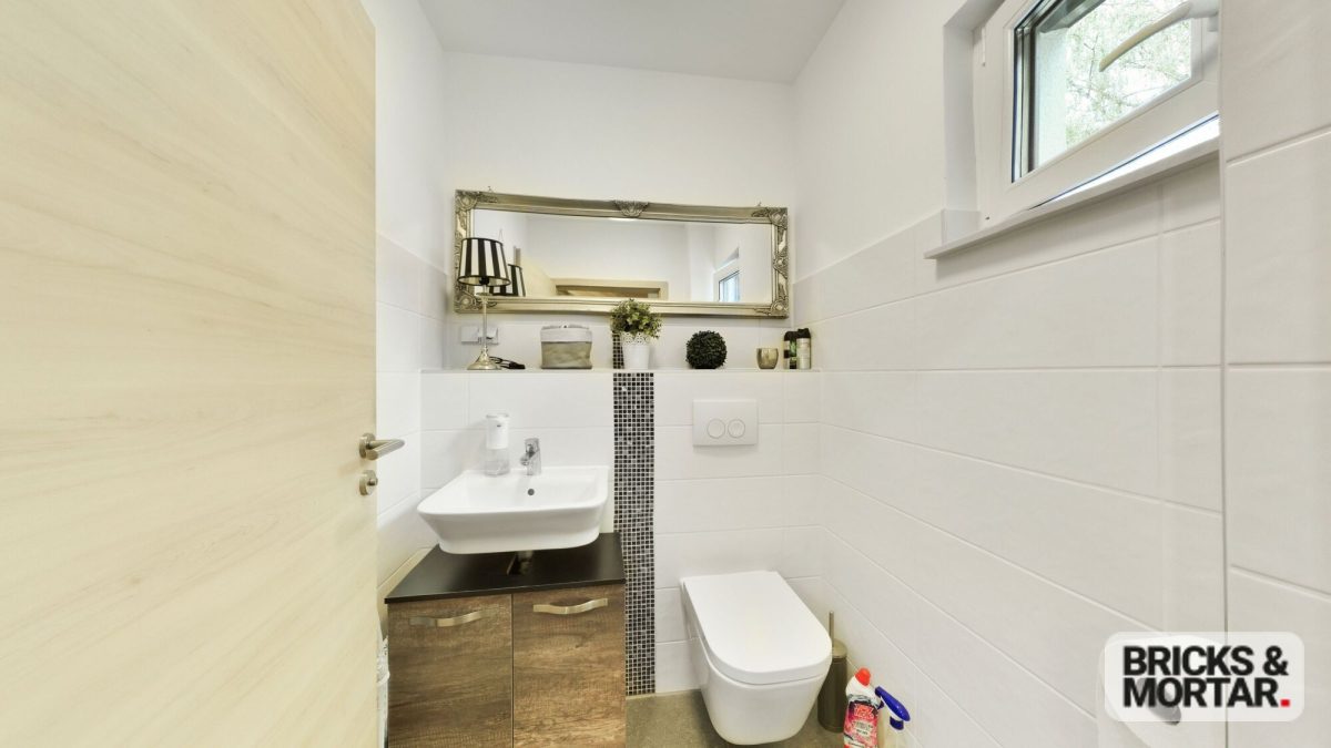 Immobilienangebot - Thannhausen - Alle - Modernes Fertighaus in Holzbauweise mit Doppelgarage – ruhige Lage in Thannhausen