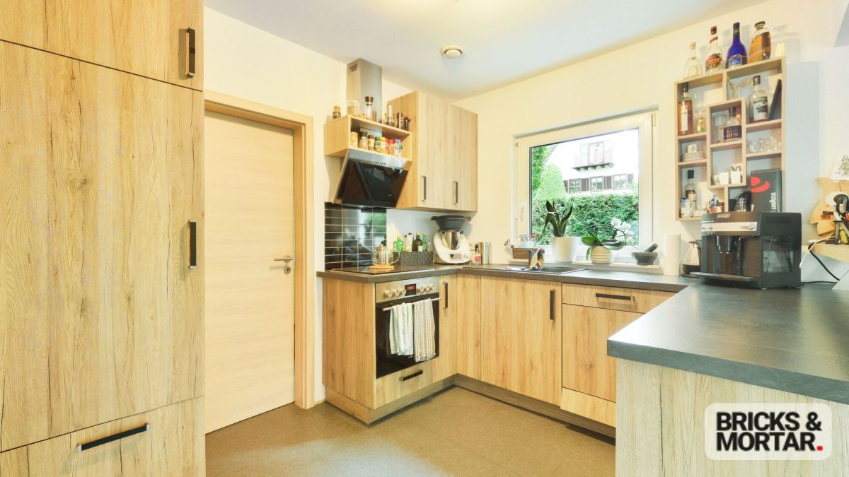 Immobilienangebot - Thannhausen - Alle - Modernes Fertighaus in Holzbauweise mit Doppelgarage – ruhige Lage in Thannhausen