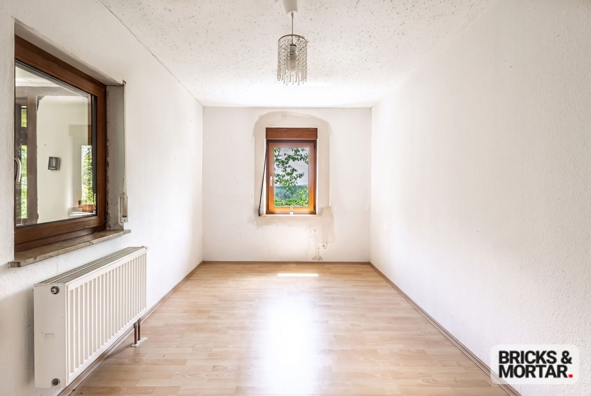 Immobilienangebot - Altdorf / Unterrieden - Alle - Wohnen am Waldrand – Besonderes Einfamilienhaus in Unterrieden