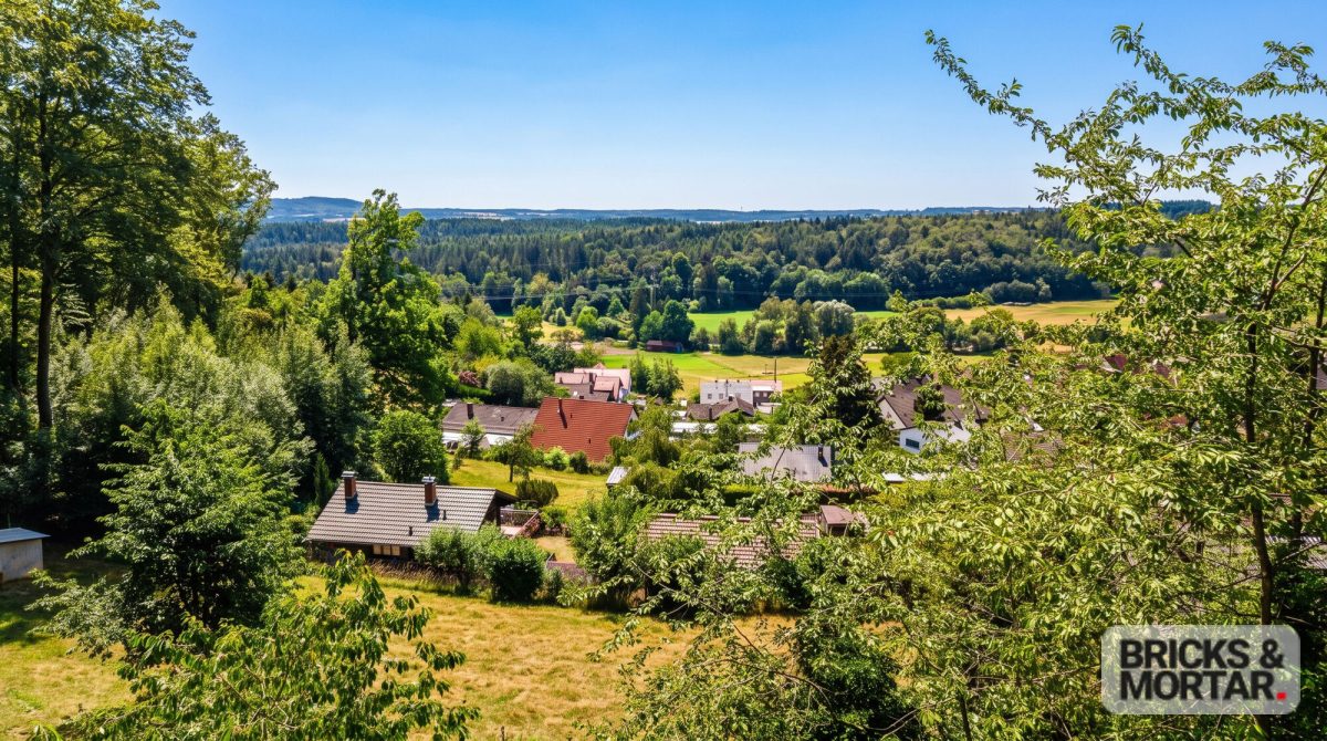 Immobilienangebot - Altdorf / Unterrieden - Alle - Wohnen am Waldrand – Besonderes Einfamilienhaus in Unterrieden