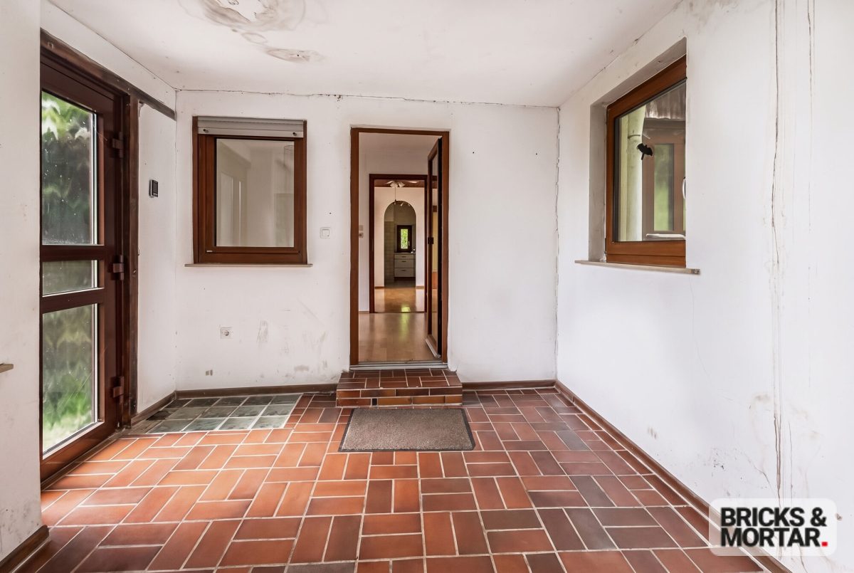 Immobilienangebot - Altdorf / Unterrieden - Alle - Wohnen am Waldrand – Besonderes Einfamilienhaus in Unterrieden