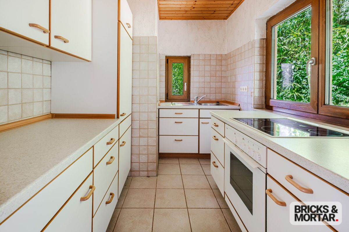 Immobilienangebot - Altdorf / Unterrieden - Alle - Wohnen am Waldrand – Besonderes Einfamilienhaus in Unterrieden
