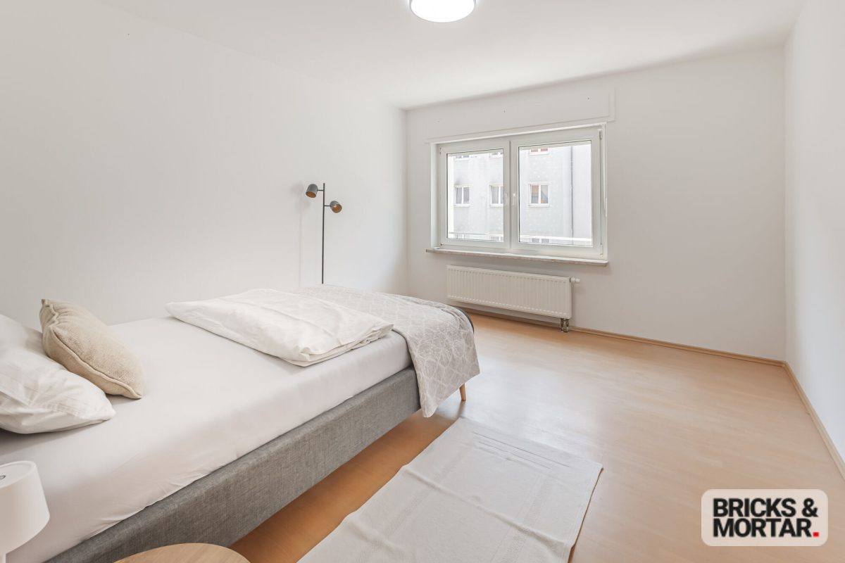 Immobilienangebot - Nürnberg - Alle - Renovierte 2-Zimmer Wohnung in Nürnberg