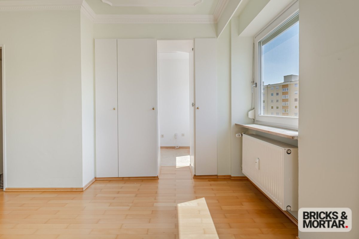 Immobilienangebot - Nürnberg - Alle - Charmante 3-Zimmer-Wohnung mit sonnigem Südbalkon und Tiefgaragenstellplatz