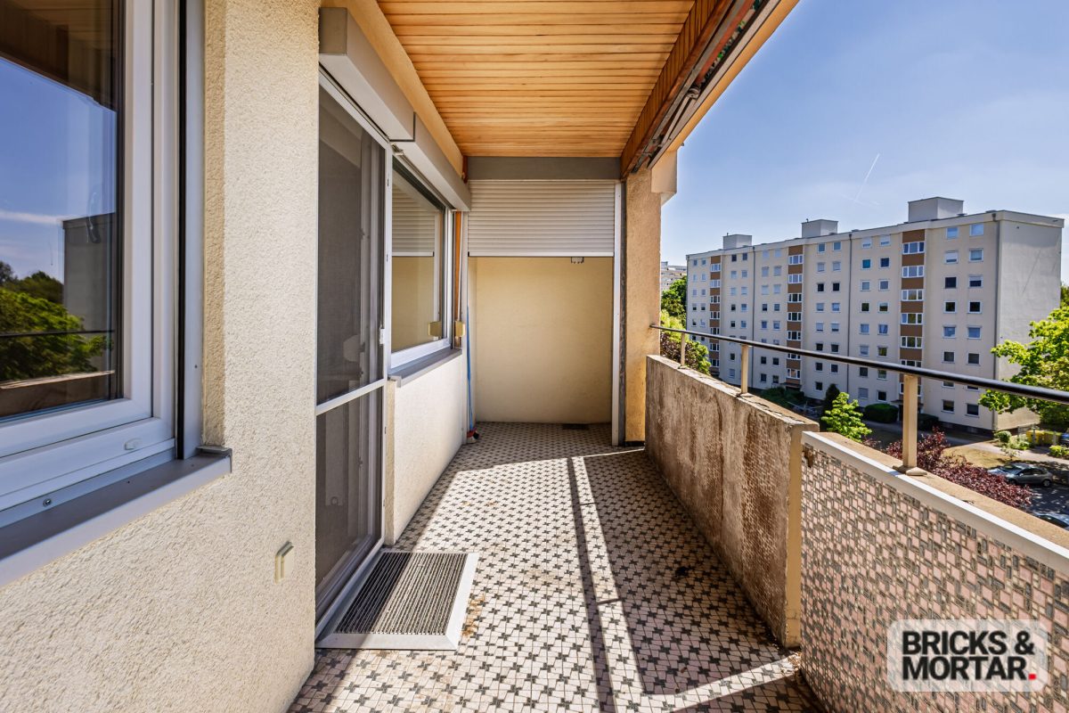 Immobilienangebot - Nürnberg - Alle - Charmante 3-Zimmer-Wohnung mit sonnigem Südbalkon und Tiefgaragenstellplatz