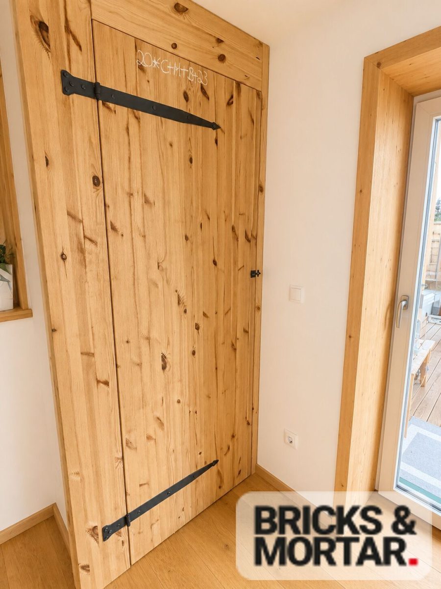 Immobilienangebot - Königsfeld - Alle - Außergewöhnliches Wohnhaus mit Scheune, Stallgebäude und vielfältigen
Nutzungsmöglichkeiten