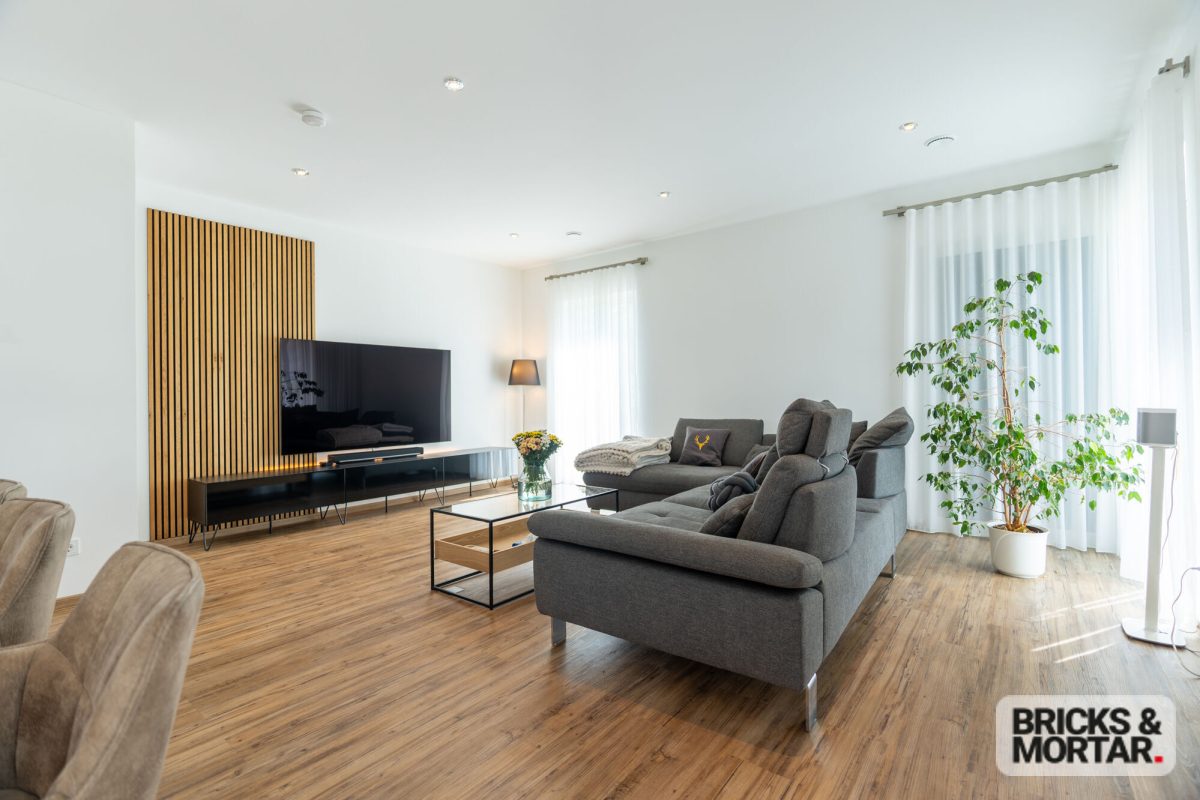 Immobilienangebot - Jengen - Alle - Ihr neues Zuhause mit Kühlfunktion bei heißen Sommertagen!