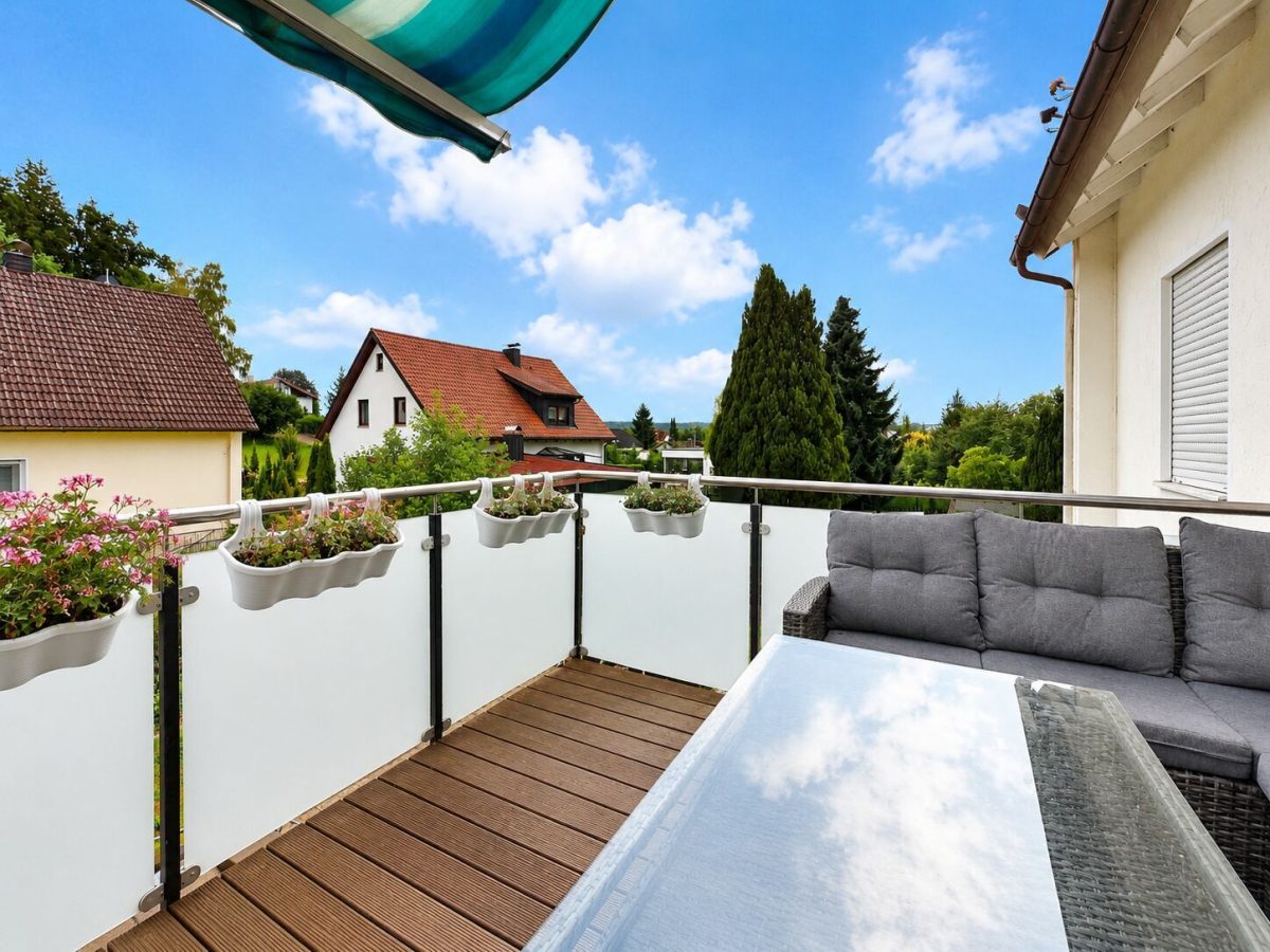 Immobilienangebot - Thannhausen - Alle - Gepflegtes Zweifamilienhaus in ruhiger Lage – Kapitalanlage mit zwei vermieteten Wohneinheiten