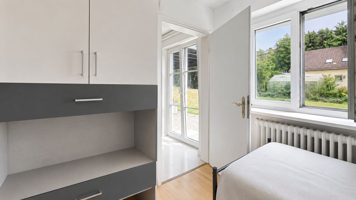 Immobilienangebot - Thannhausen - Alle - Gepflegtes Zweifamilienhaus in ruhiger Lage – Kapitalanlage mit zwei vermieteten Wohneinheiten