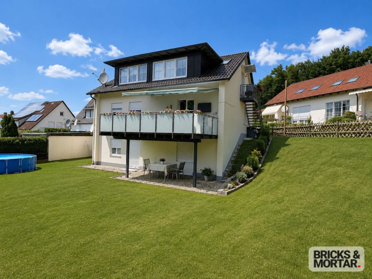 Immobilienangebot - Thannhausen - Alle - Gepflegtes Zweifamilienhaus in ruhiger Lage – Kapitalanlage mit zwei vermieteten Wohneinheiten