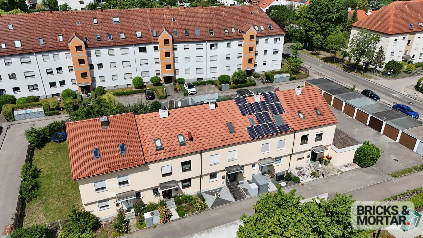 Immobilienangebot - Augsburg - Alle - Viel Platz für die Familie: Gepflegtes RMH mit Wintergarten in Augsburg-Haunstetten