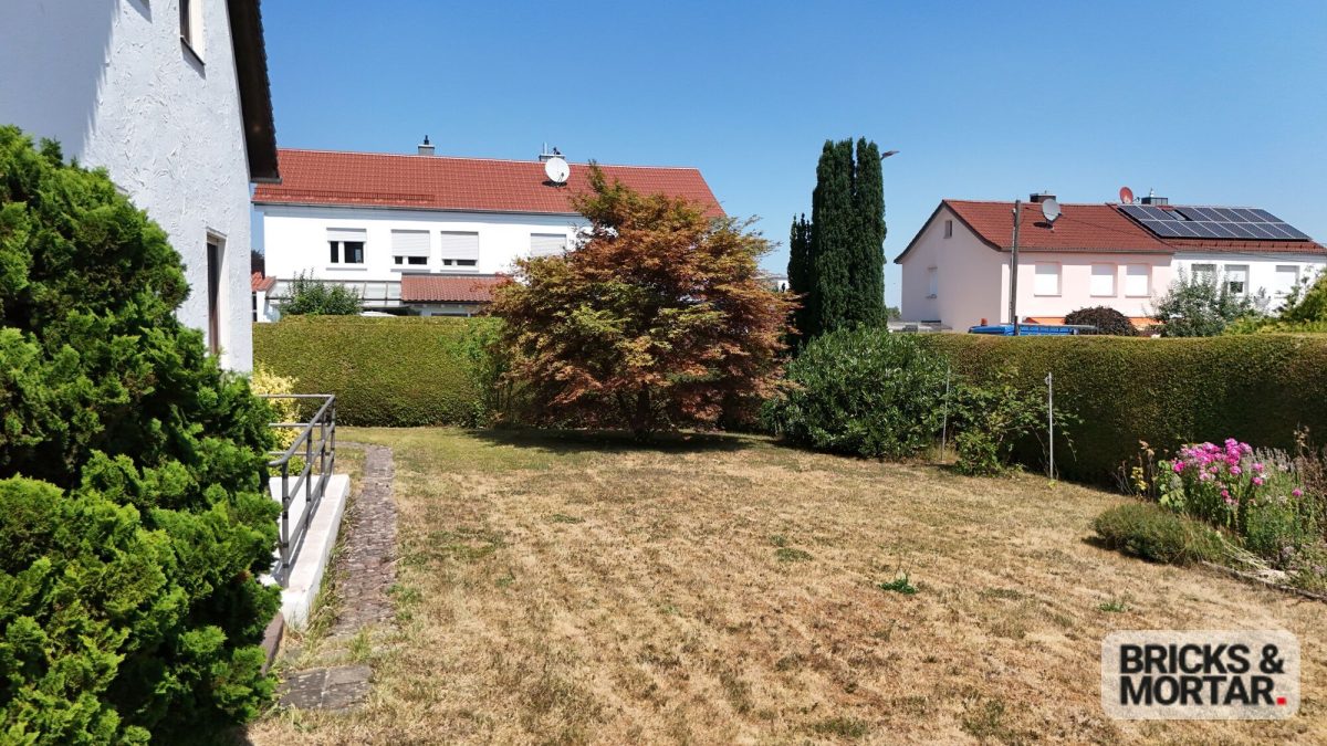 Immobilienangebot - Neusäß-Steppach - Alle - Ein- / Zweifamilienhaus mit Potenzial in gefragter Lage von Steppach
