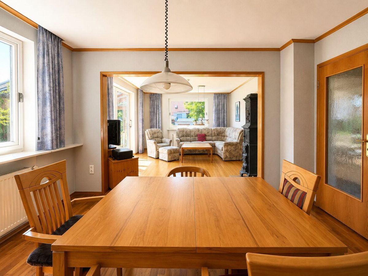 Immobilienangebot - Kaufungen / Niederkaufungen - Alle - Sanierungsbedürftiges Einfamilienhaus mit viel Potenzial