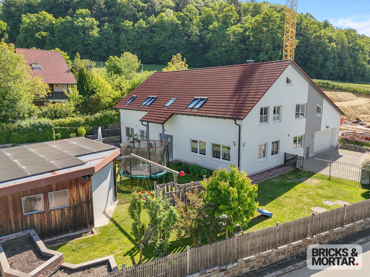 Immobilienangebot - Zusmarshausen - Alle - Arbeiten und Wohnen unter einem Dach!
Vielseitige Immobilie mit Top-Anbindung an die A8