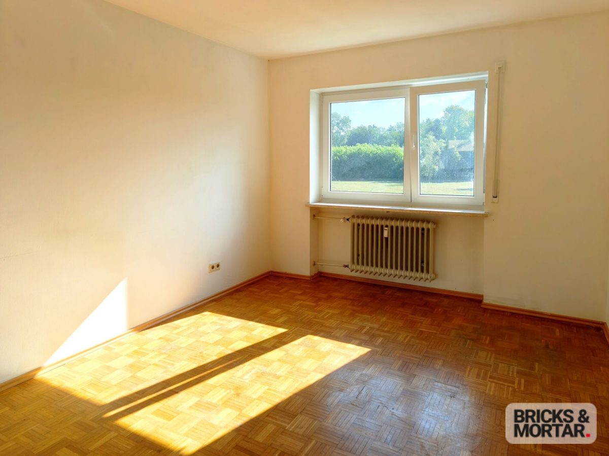 Immobilienangebot - Günzburg - Alle - Bezugsfreie 3-Zimmer-Wohnung mit Balkon, Garage & idealem Grundriss in Günzburg