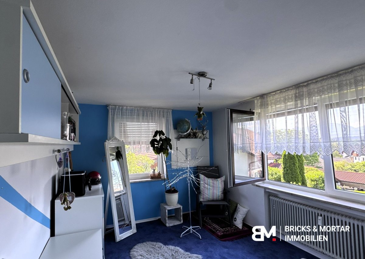 Immobilienangebot - Penzberg - Alle - BRIMO: 3-Zimmer-Wohnung in Penzberg, mit Balkon, Werkstatt und Garten – viel Platz für Leben und Kreativität!