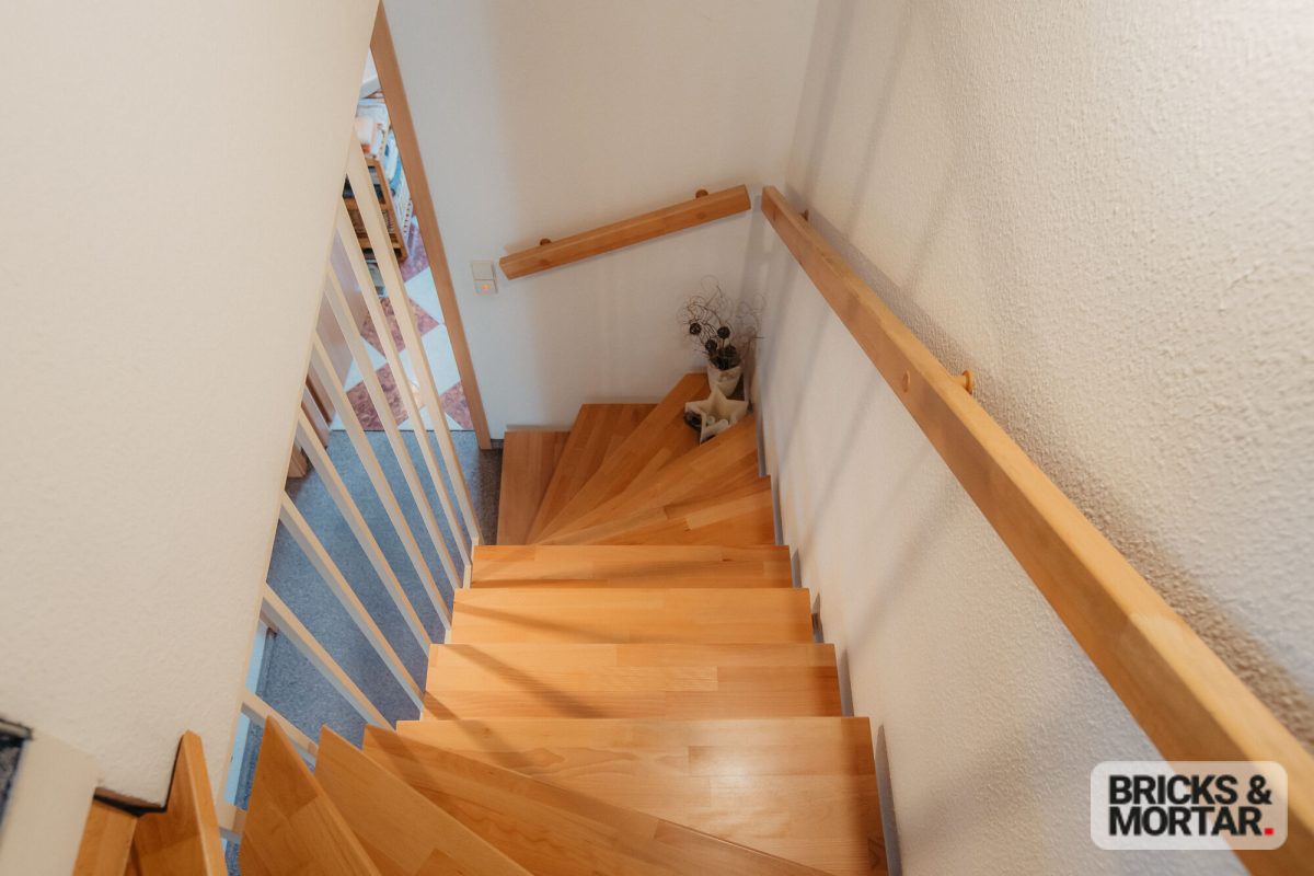 Immobilienangebot - Halle - Alle - Großzügiges Reiheneckhaus mit schönem Garten und durchdachtem Grundriss