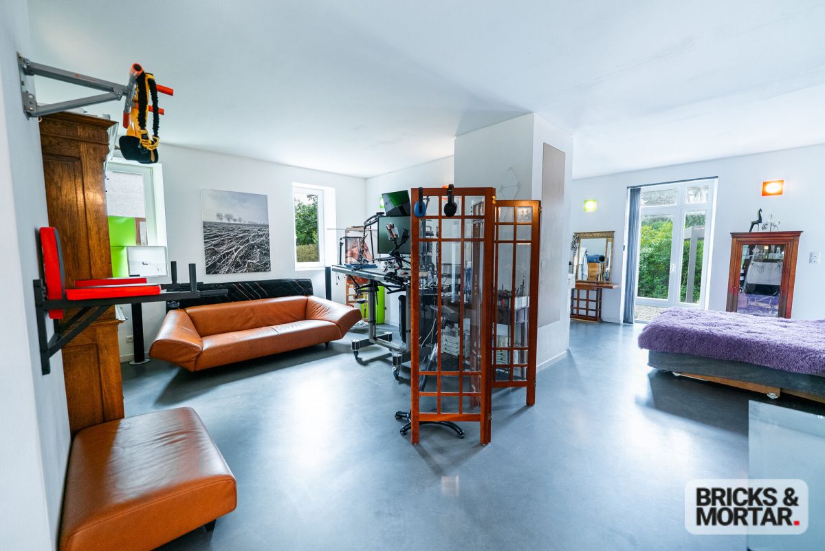 Immobilienangebot - Geltendorf / Walleshausen - Alle - Loftwohnung mit Premium-Ausstattung, Architektonische Klarheit trifft auf höchsten Wohnkomfort