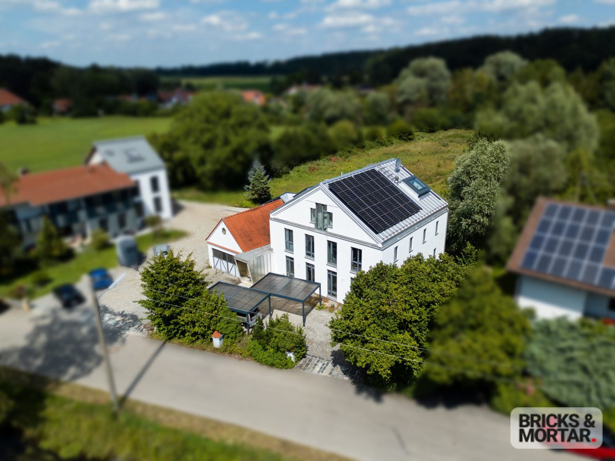 Immobilienangebot - Geltendorf / Walleshausen - Alle - Loftwohnung mit Premium-Ausstattung, Architektonische Klarheit trifft auf höchsten Wohnkomfort