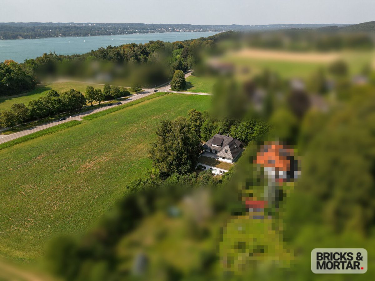 Immobilienangebot - Berg - Alle - Ein Zuhause mit Charakter, exklusive Villa auf traumhaftem Grundstück mit Einliegerwohnung