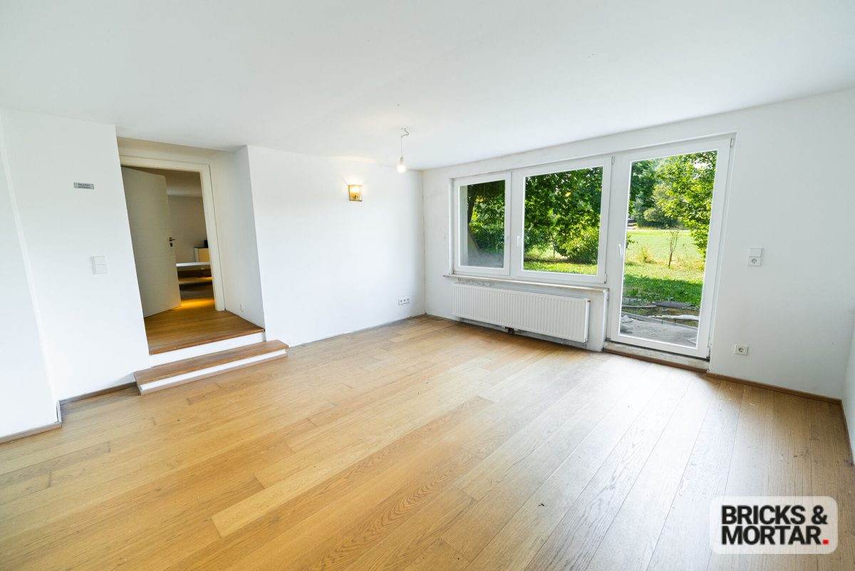 Immobilienangebot - Berg - Alle - Ein Zuhause mit Charakter, exklusive Villa auf traumhaftem Grundstück mit Einliegerwohnung
