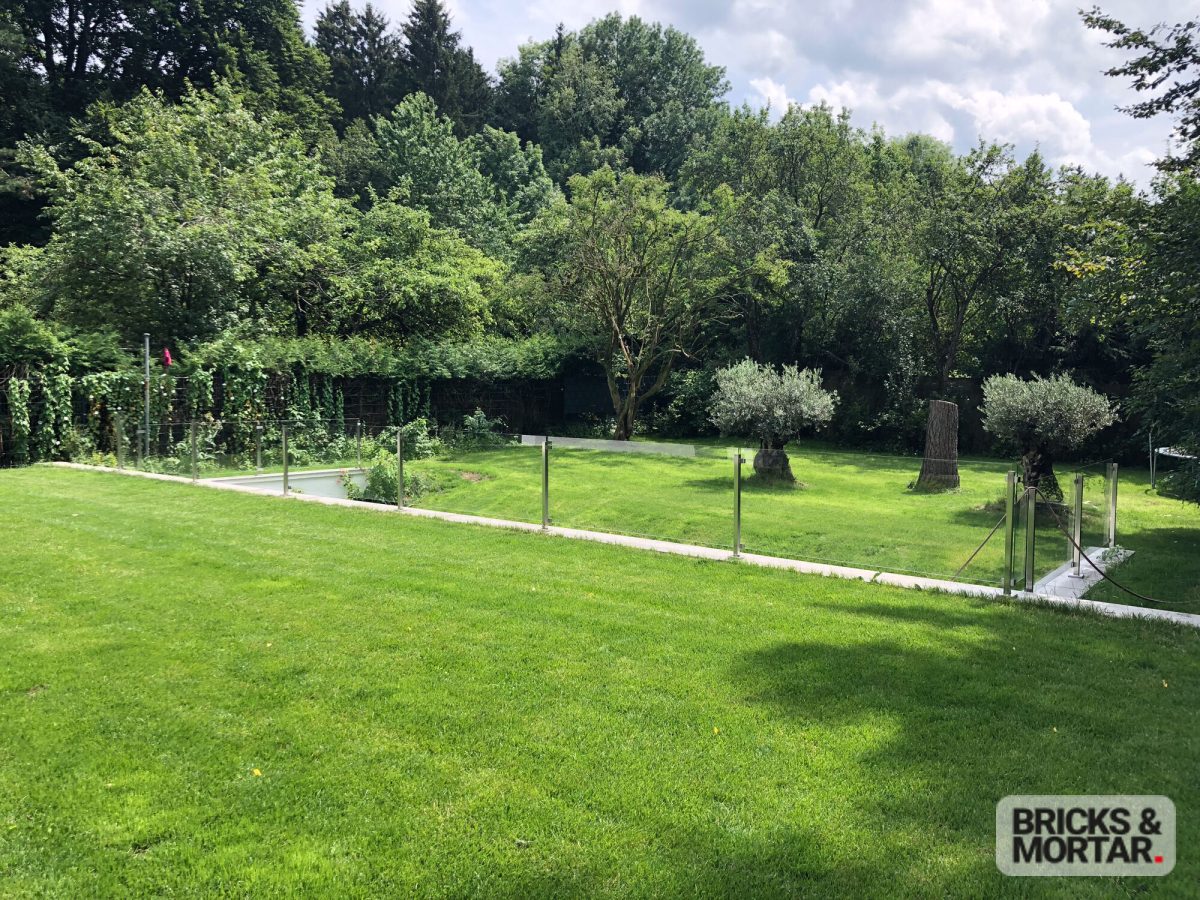 Immobilienangebot - Berg - Alle - Ein Zuhause mit Charakter, exklusive Villa auf traumhaftem Grundstück mit Einliegerwohnung