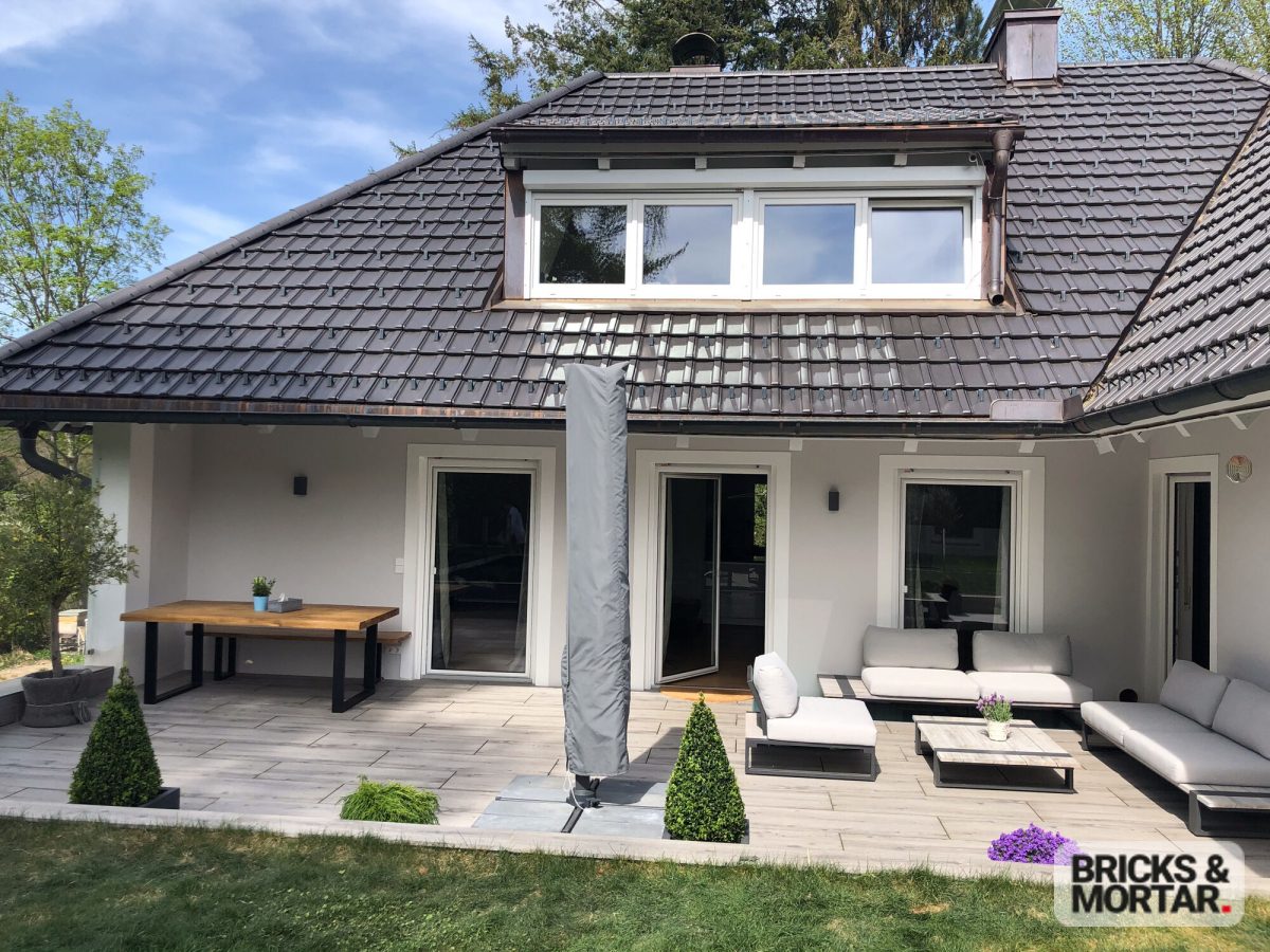 Immobilienangebot - Berg - Alle - Ein Zuhause mit Charakter, exklusive Villa auf traumhaftem Grundstück mit Einliegerwohnung