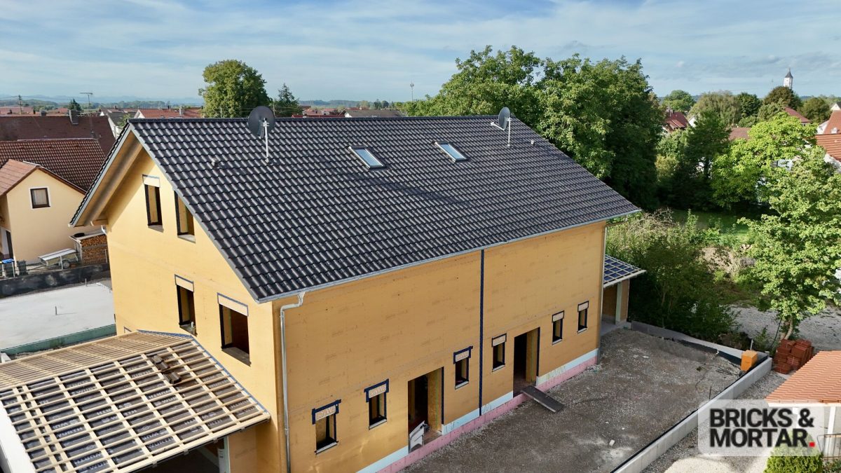Immobilienangebot - Ettringen - Alle - Wohnen mit Zukunft: Neubau KfW-55-Doppelhaushälfte mit PV in ruhiger Familienlage in Ettringen