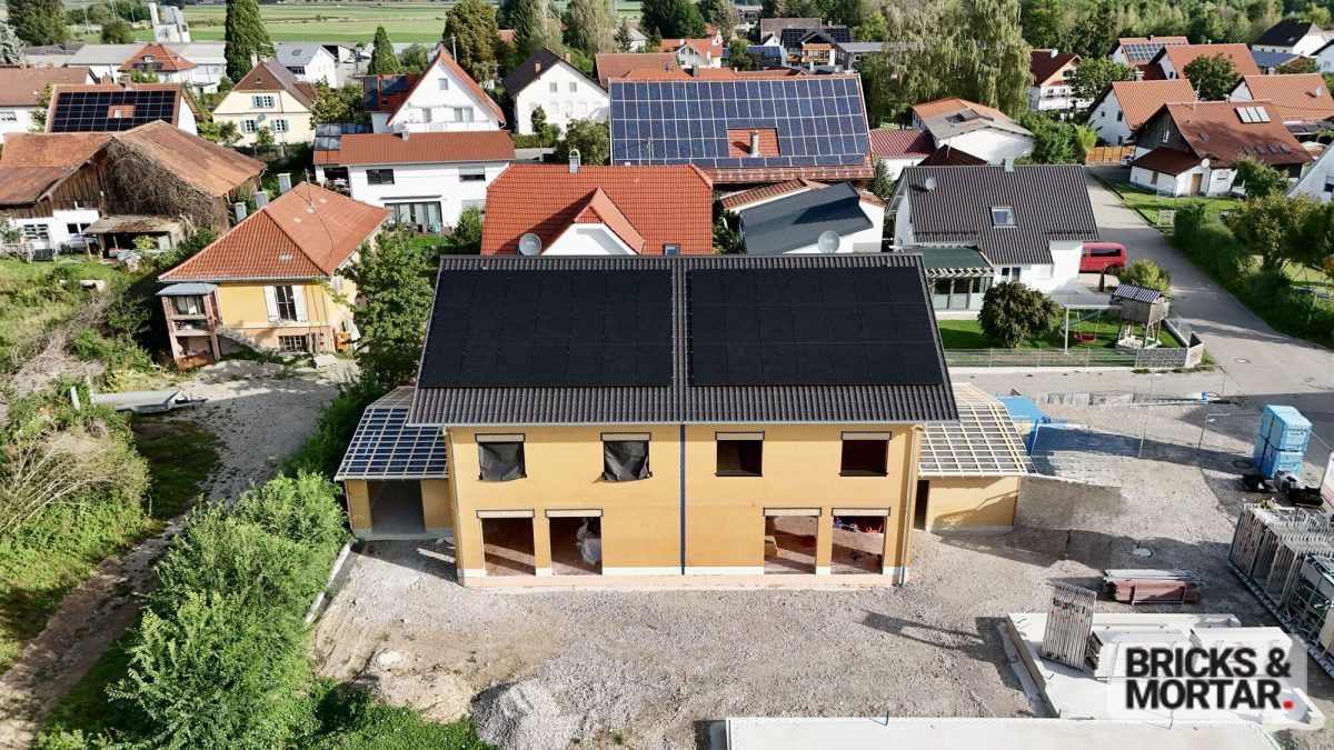 Immobilienangebot - Ettringen - Alle - Wohnen mit Zukunft: Neubau KfW-55-Doppelhaushälfte mit PV in ruhiger Familienlage in Ettringen