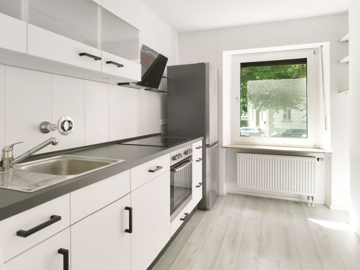 Immobilienangebot - Augsburg - Alle - Bezugsfrei: 3-Zimmer-Wohnung mit Balkon im Hochparterre | Textilviertel Augsburg nahe Innenstadt