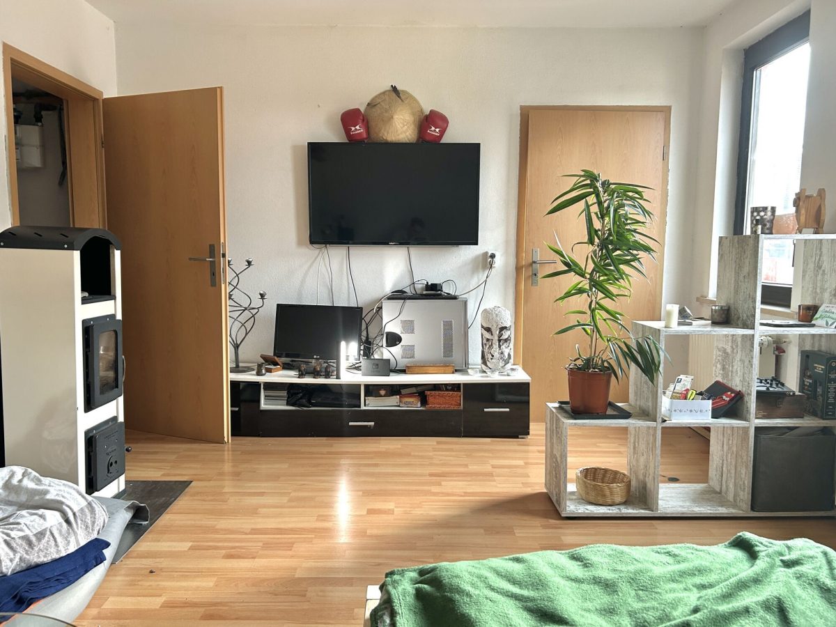 Immobilienangebot - Augsburg / Oberhausen - Alle - Vermietete 1,5-Zimmer-Wohnung in Augsburg nahe Wertach mit Holzofen | 35 m²