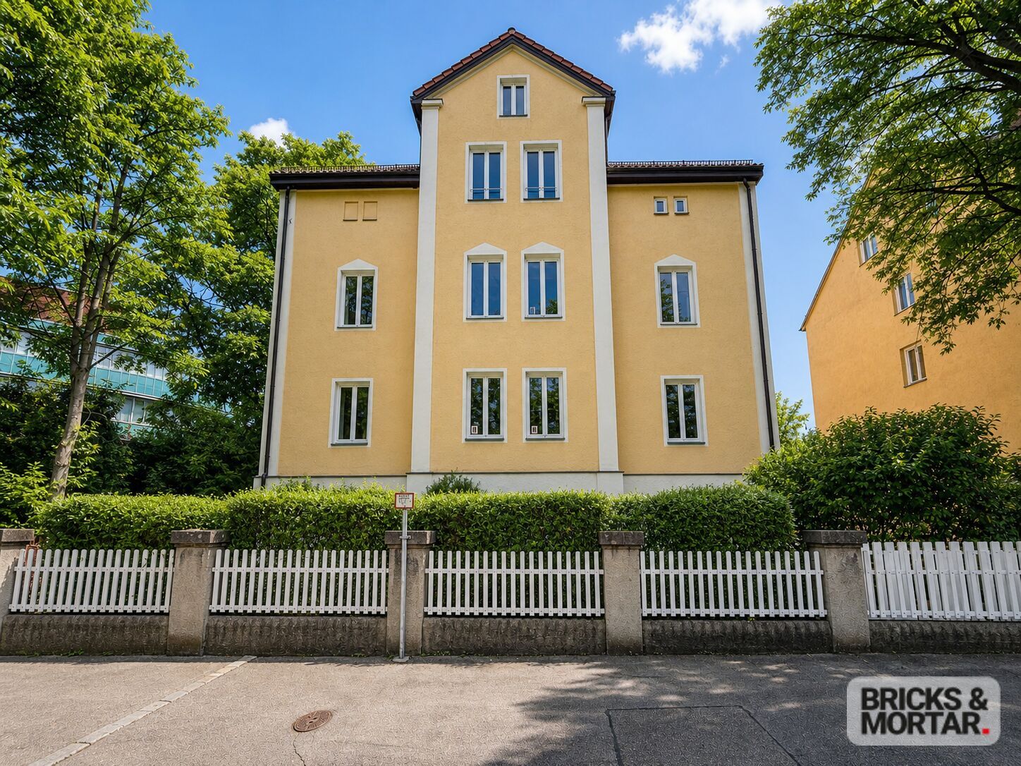 Immobilienangebot - Augsburg - Alle - Hochwertig sanierte 2-Zimmer-Wohnung - innenstadtnah und ruhig: