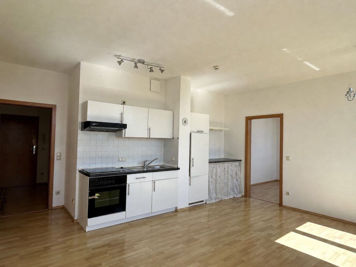 Immobilienangebot - Augsburg - Alle - Lichtdurchflutete, kompakte 2-Zimmer-Wohnung in zentraler Augsburger Innenstadtlage -TG-Stellplatz-