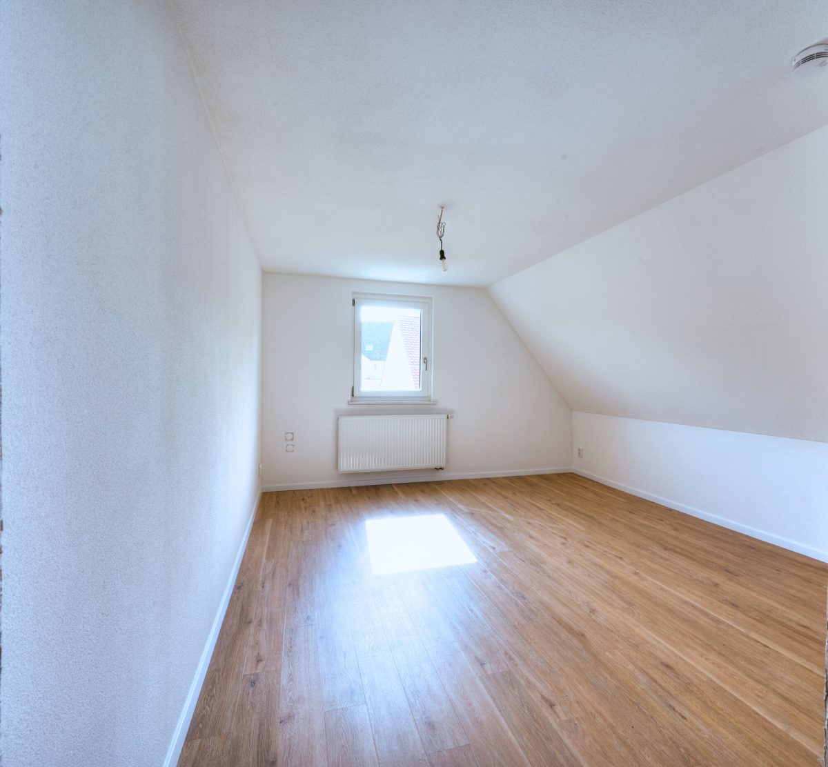 Immobilienangebot - Ulm - Alle - Top-Investition für Vermieter: 150 m² Wohnfläche, 6 Zimmer, perfekt für Studenten-WG