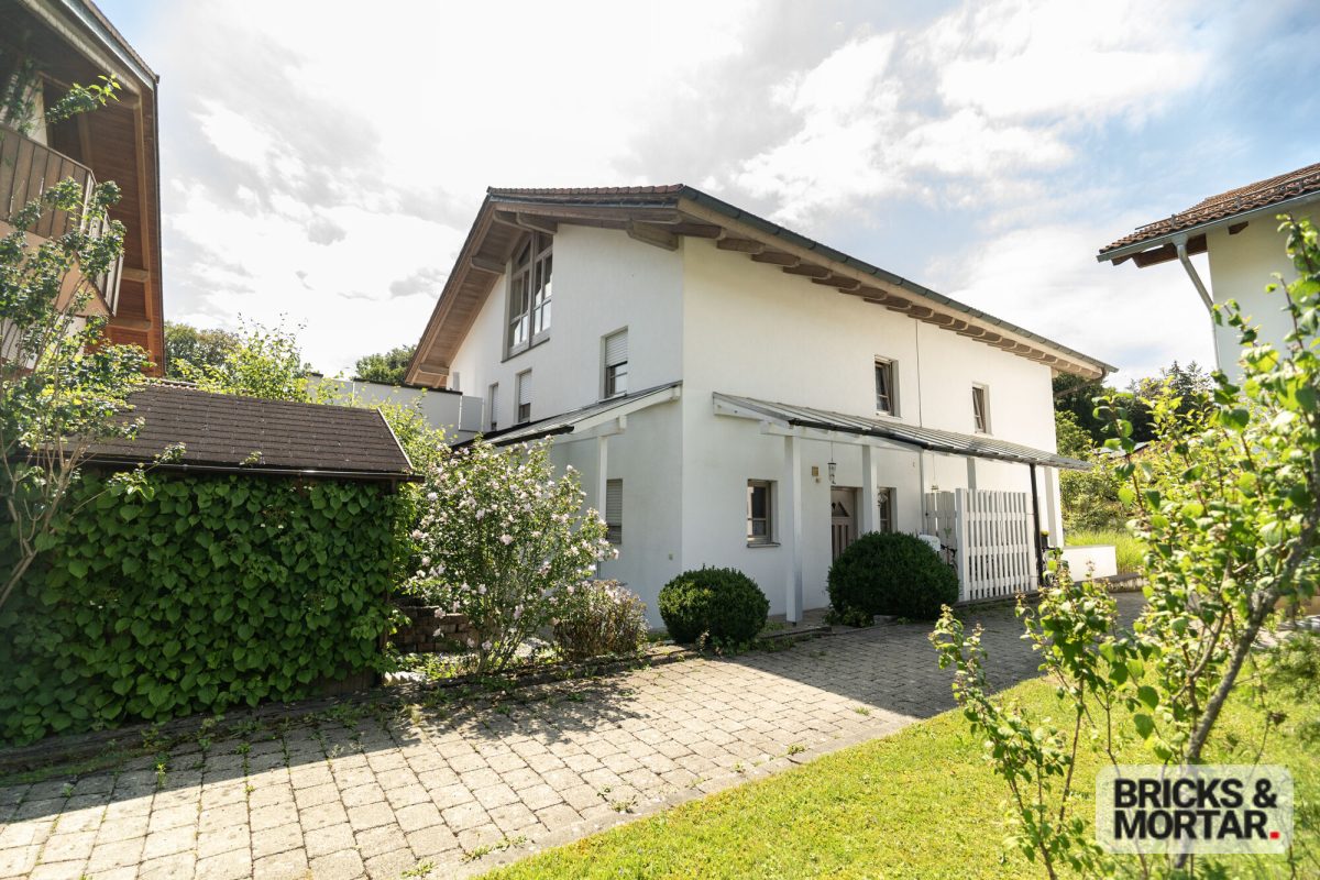 Immobilienangebot - Füssen - Alle - Ruhig wohnen, zentral leben – großzügige Doppelhaushälfte in Füssen