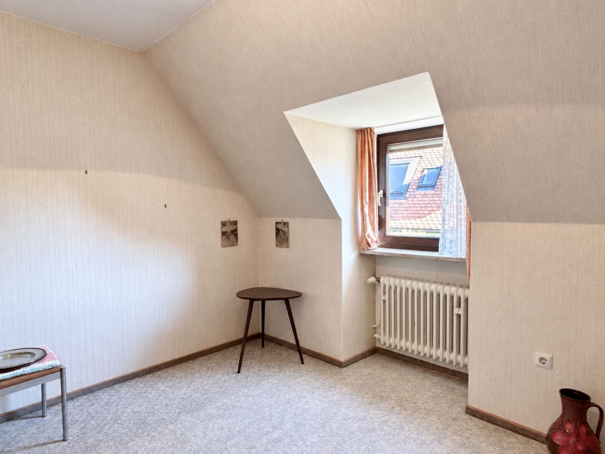 Immobilienangebot - Neusäß-Westheim - Alle - Doppelhaushälfte in Neusäß-Westheim | großer Garten, Balkon & Garage